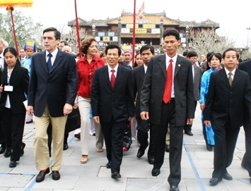 Thủ tướng Cộng hoà Pháp thăm và làm việc tại Thừa Thiên Huế